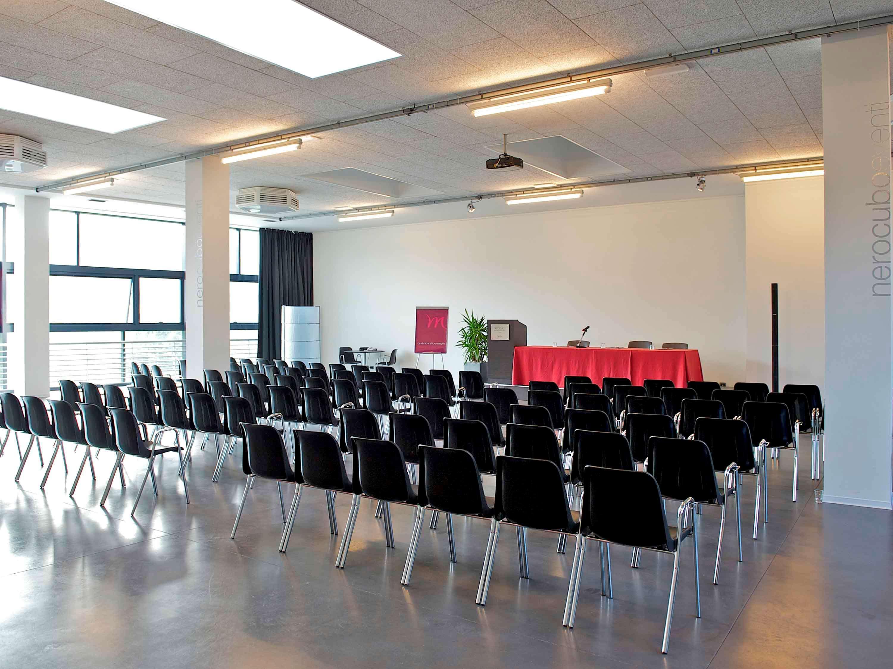 Mercure Nerocubo Rovereto Rovereto  Luaran gambar