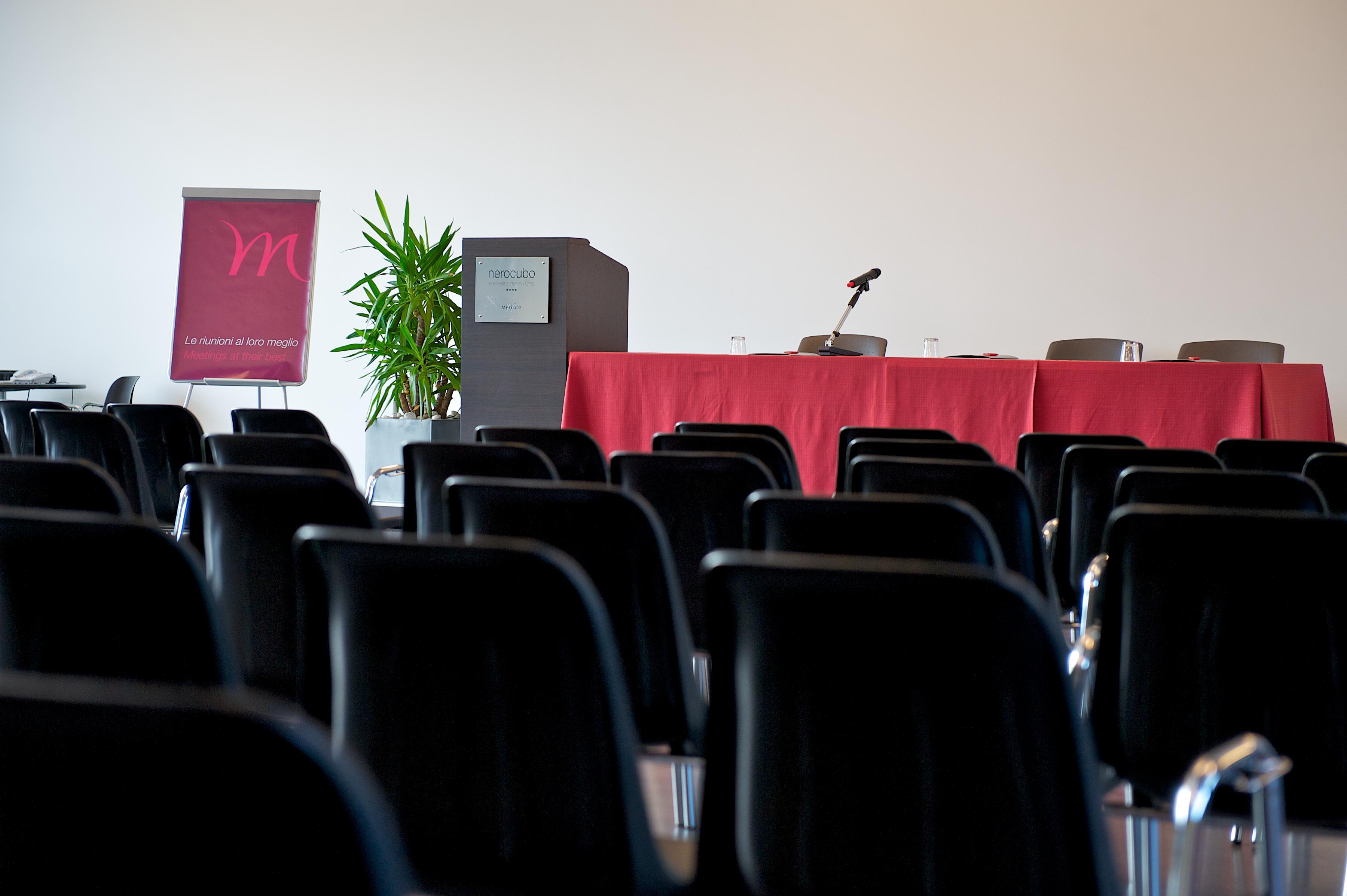 Mercure Nerocubo Rovereto Rovereto  Luaran gambar